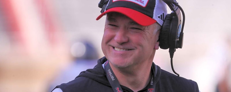 Internet Reacts to Joey McGuire shots at Texas