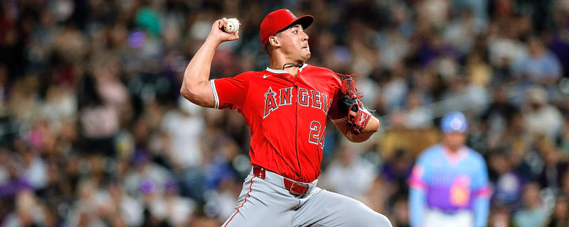 Robert Stephenson Undergoes Season-Ending Elbow Surgery