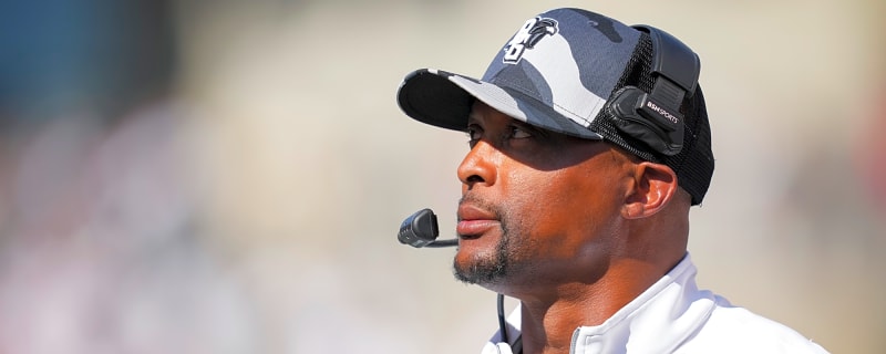 College Football Program Takes Victory Lap After Heisman Winner HC Breaks 10-Year Record 3 Games Into Tenure