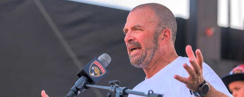 Panthers GM Bill Zito Sends Honest Message to Team Post Aleksander Barkov’s Tough Injury Reveal: ‘It’s a Fight’