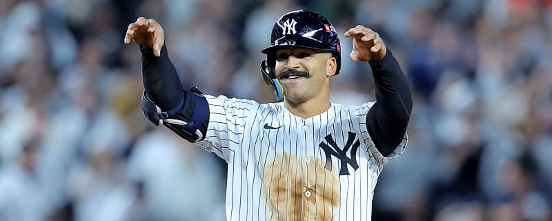 Trent Grisham, Brandon Woodruff Among Players to Accept 2025 Qualifying Offer