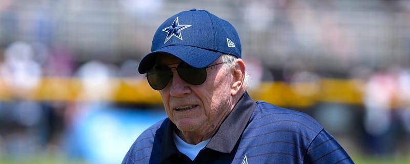 Cowboys fans send animated two-word message to Jerry Jones
