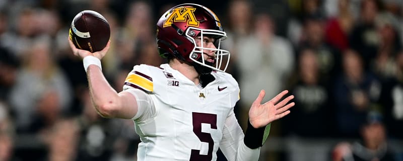 Gophers-Iowa player/coach ratings: Minnesota overcomes offensive struggles
