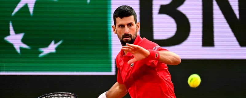 Watch: Novak Djokovic advances to French Open semis