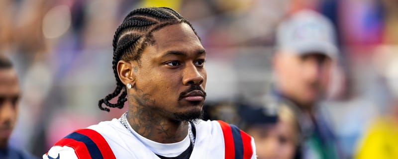 Patriots open to reuniting with Diggs instead of adding Brown?