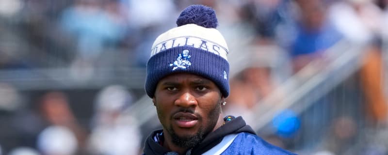 Cowboys' Jones responds to chants about Parsons amid contract stalemate