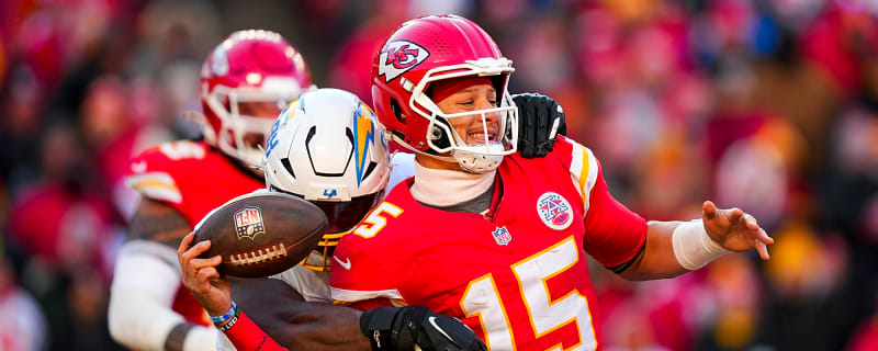 Chiefs QB Hunt: Kansas City Aggressively Pursuing Mahomes Insurance