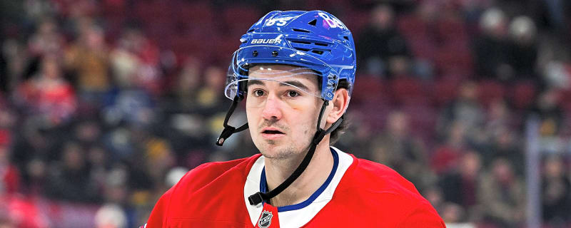 Practice: Alexandre Texier on the first line | Kirby Dach on the fourth line