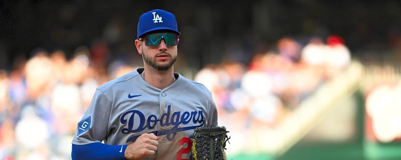 Kyle Tucker gets a very harsh reception from Blue Jays fans during game
