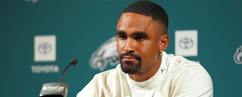 'Nobody Ever Said Terry Bradshaw Is the Best': UNC & Ocho Debate if Jalen Hurts Criticism Is Warranted Just Because He Has Amazing Teammates