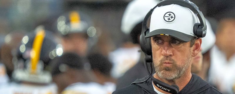 Aaron Rodgers names young players who need to step up