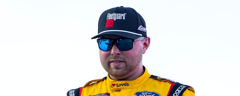 Riggs fastest in NASCAR Truck Series practice at Naval Base Coronado