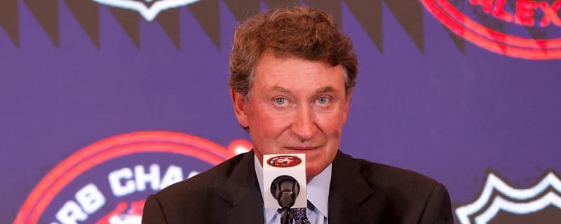 Wayne Gretzky made surprising move after Stars' playoff win