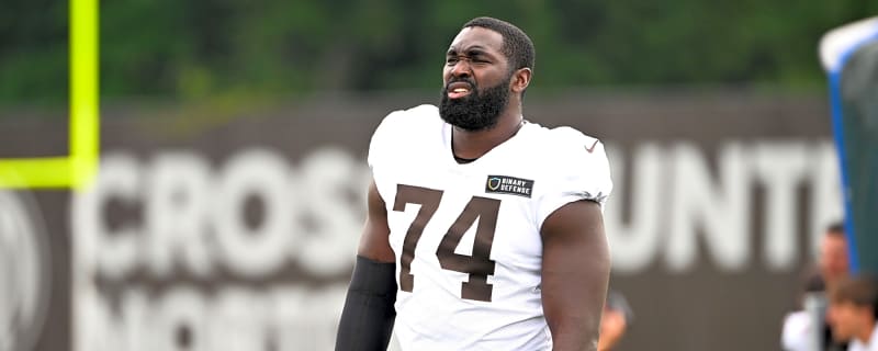 Cowboys to sign veteran OL Hakeem Adeniji