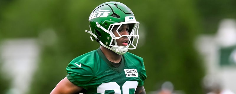 Jets Narrow Roster To 52 Players