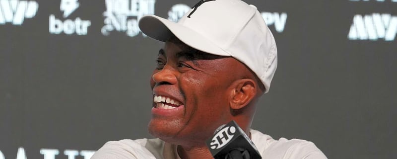 Anderson Silva Stops Tyron Woodley at 50 Years Old, Scores Second-Round TKO in Miami