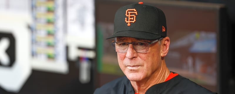 Giants exercise 2026 option on manager Bob Melvin
