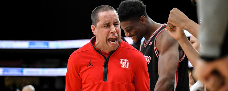 No. 8 Houston Rides Offensive Explosion To 94-85 Win Over No. 14 Arkansas