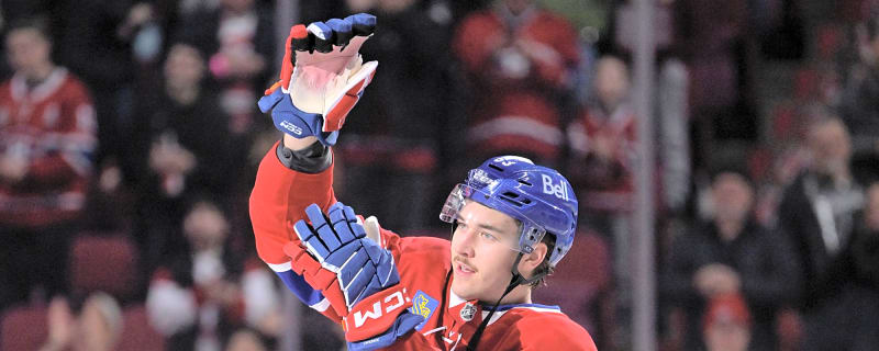 Florian Xhekaj: a worried mother, a lost medallion and a war wound