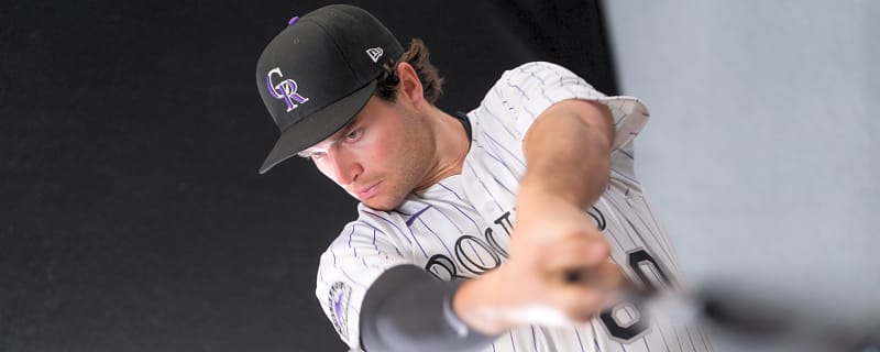 Rockies select contract of two infielders