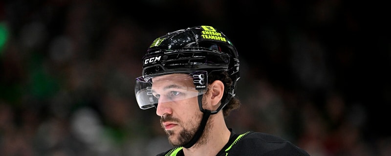 Stars waive Alexander Petrovic