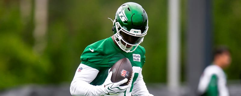 Jets Dominate in 23-10 win to Open Season at 1-0; Breece Hall Tops 100 Yards