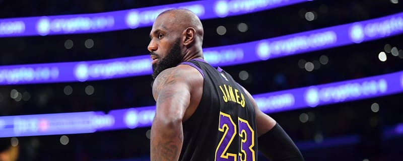 Bill Simmons blasts Yahoo Sports over LeBron James headline