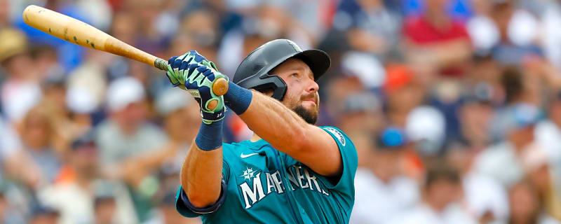 Cal Raleigh on pace to break AL record set by Aaron Judge