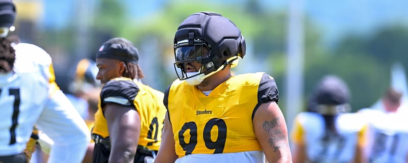 Steelers DL Derrick Harmon Carted Off The Field With Foot Injury
