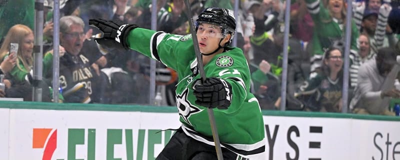 Stars' Glen Gulutzan on Jason Robertson: 'I still don't know why he's not on' U.S. Olympic team