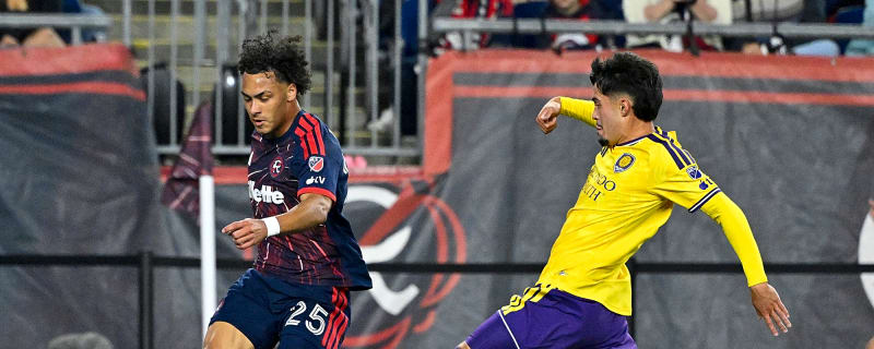 Arsenal, Liverpool and Chelsea monitor exciting 18-year-old defensive prospect