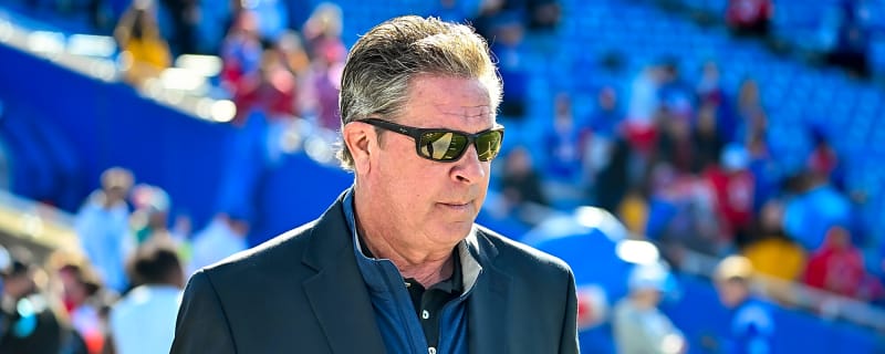 Exclusive: Ex-Dolphins WR OJ McDuffie Lists 3 Reasons That Made Dan Marino An 'Unbelievable' Teammate