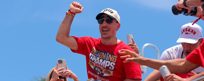 Florida Does It: Marchand Signs 6-Year Extension with Panthers