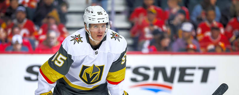 Avalanche signing quality scoring option late in free agency