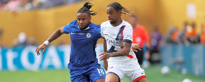 'Serious option' – Fabrizio Romano confirms Liverpool & Arsenal interest in 22 G/A winger transfer