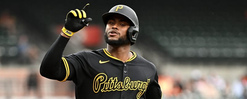 Alexander Canario Signs With NPB’s Seibu Lions