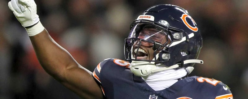 Bears' Luther Burden III laughs it up after Kyle Monangai's embarrassing sideline blooper