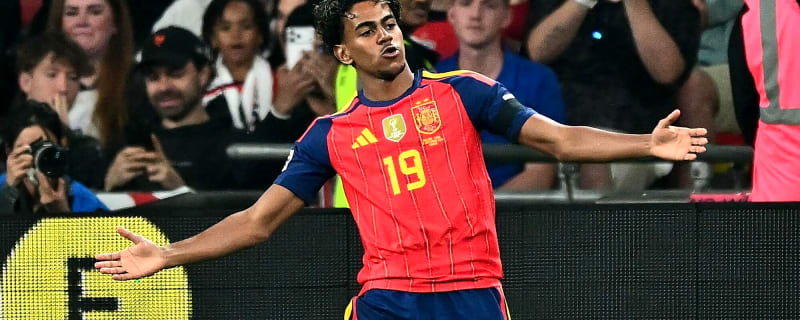 'Best in the world!' - Neymar delivers ultimate Lamine Yamal verdict as Barcelona wonderkid chases Ballon d'Or glory