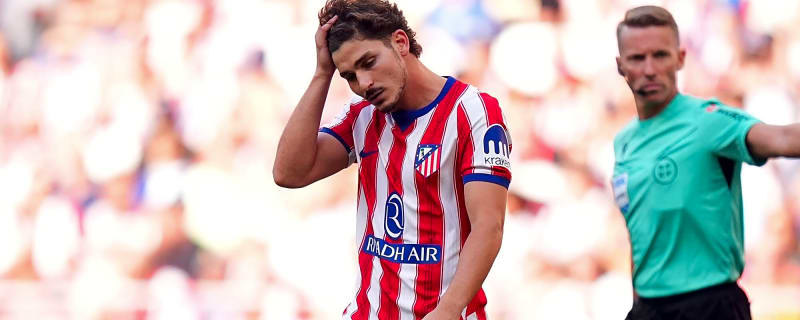 'Life is full of opportunities!' - Diego Simeone welcomes Julian Alvarez back to Atletico Madrid squad after failed Barcelona transfer saga