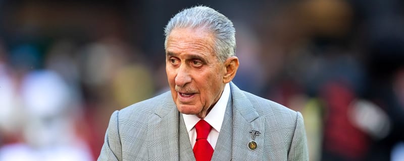 Arthur Blank comments on the future of the Falcons quarterback position