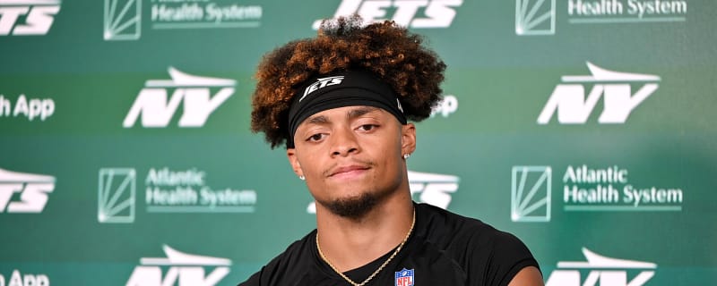 AFC Notes: Justin Fields, Christian Elliss, Jets, Patriots