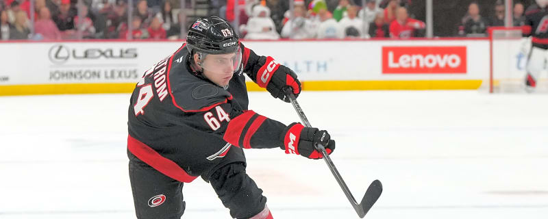 Hurricanes Extend Joel Nyström to 4-Year Contract