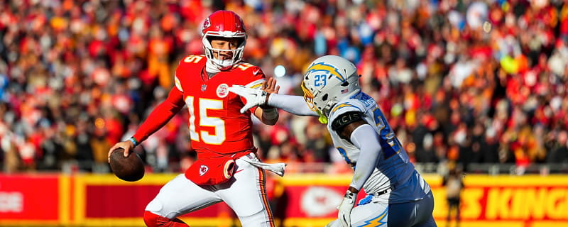 Patrick Mahomes issues a direct message after a surprising position in the latest QB rankings