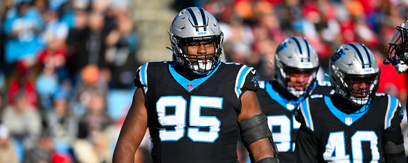 DL Derrick Brown receives full clearance