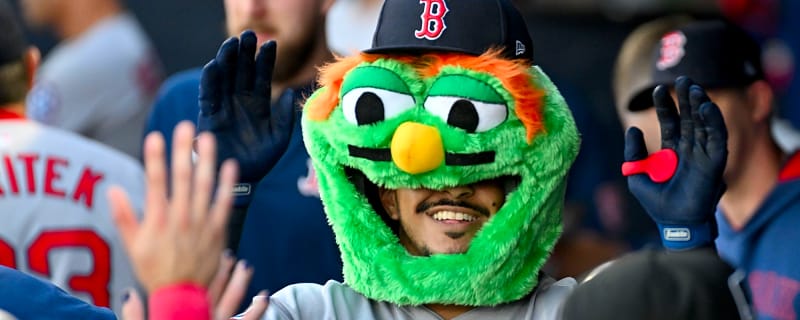 Unlikely hero lifts Red Sox to series win over Rays 