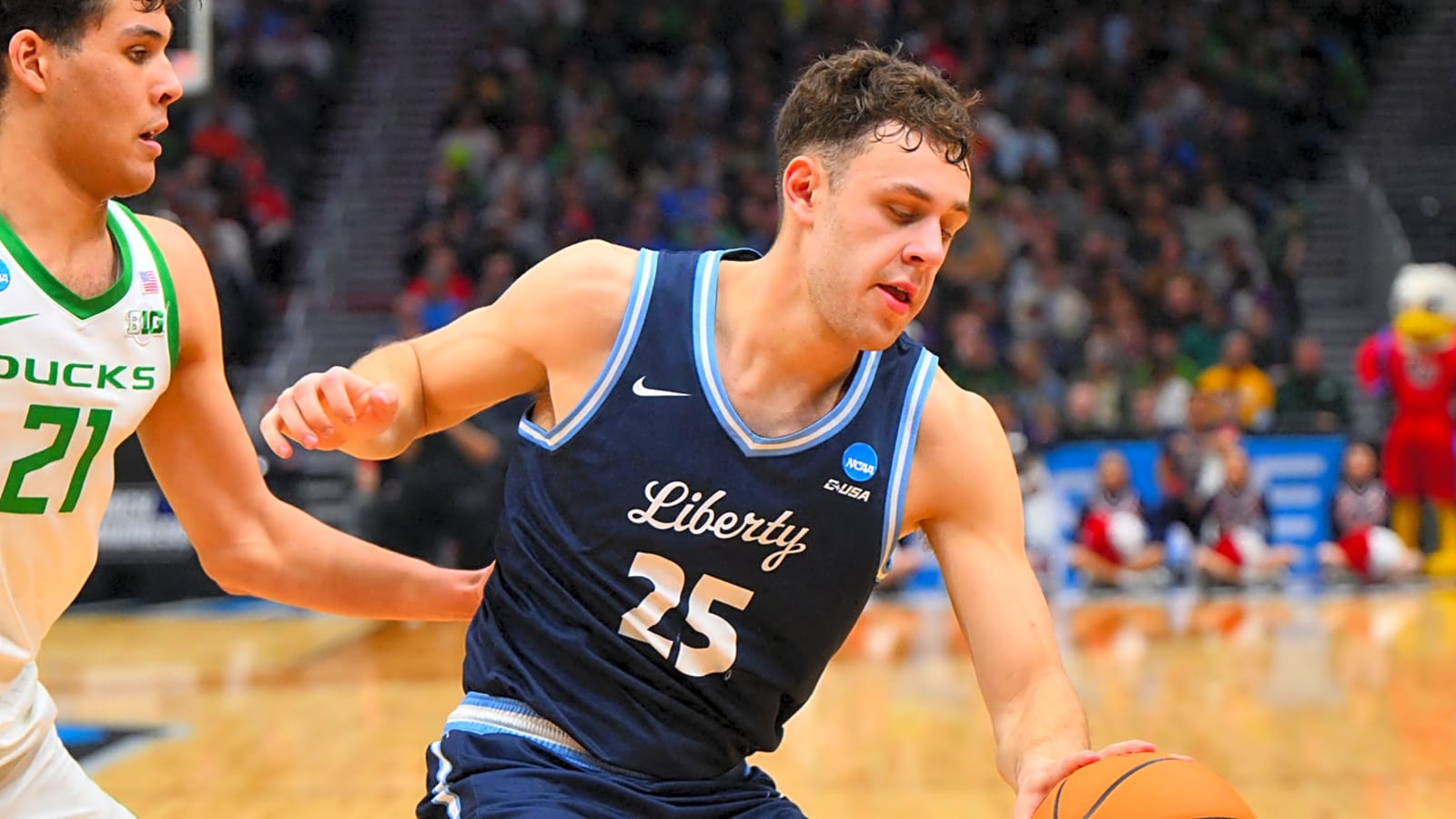 Grizzlies waive Zach Cleveland; Lakers cut two players