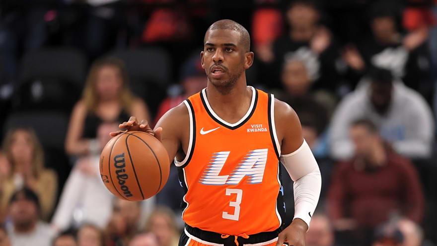 Report: Chris Paul called out teammates, coaches before Clippers parted ways