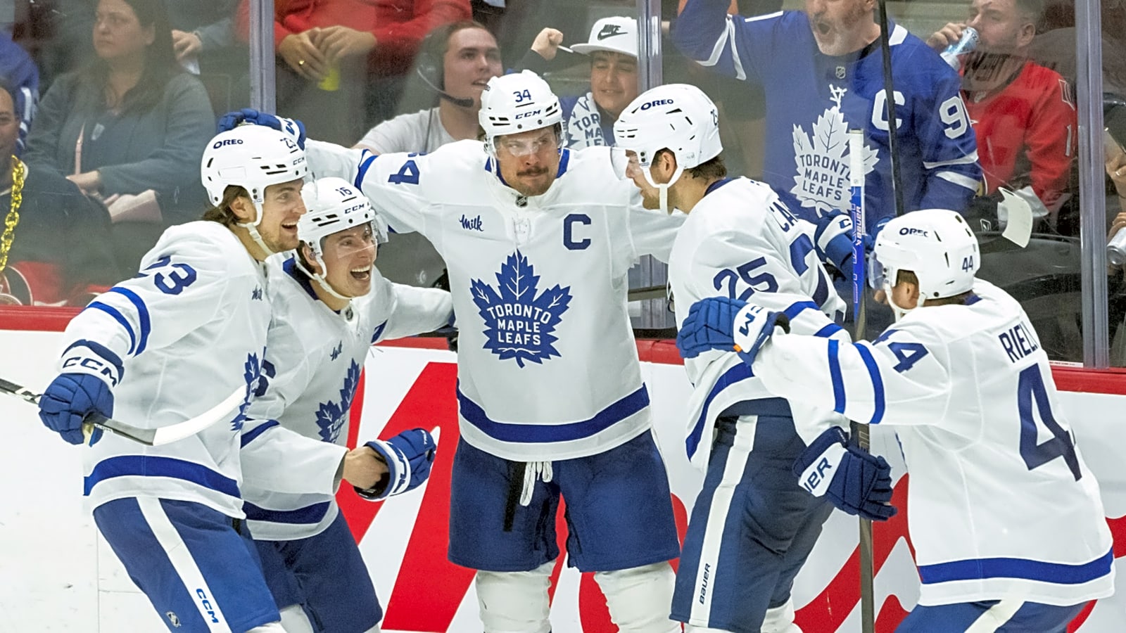 Maple Leafs in control; Hagel should be suspended