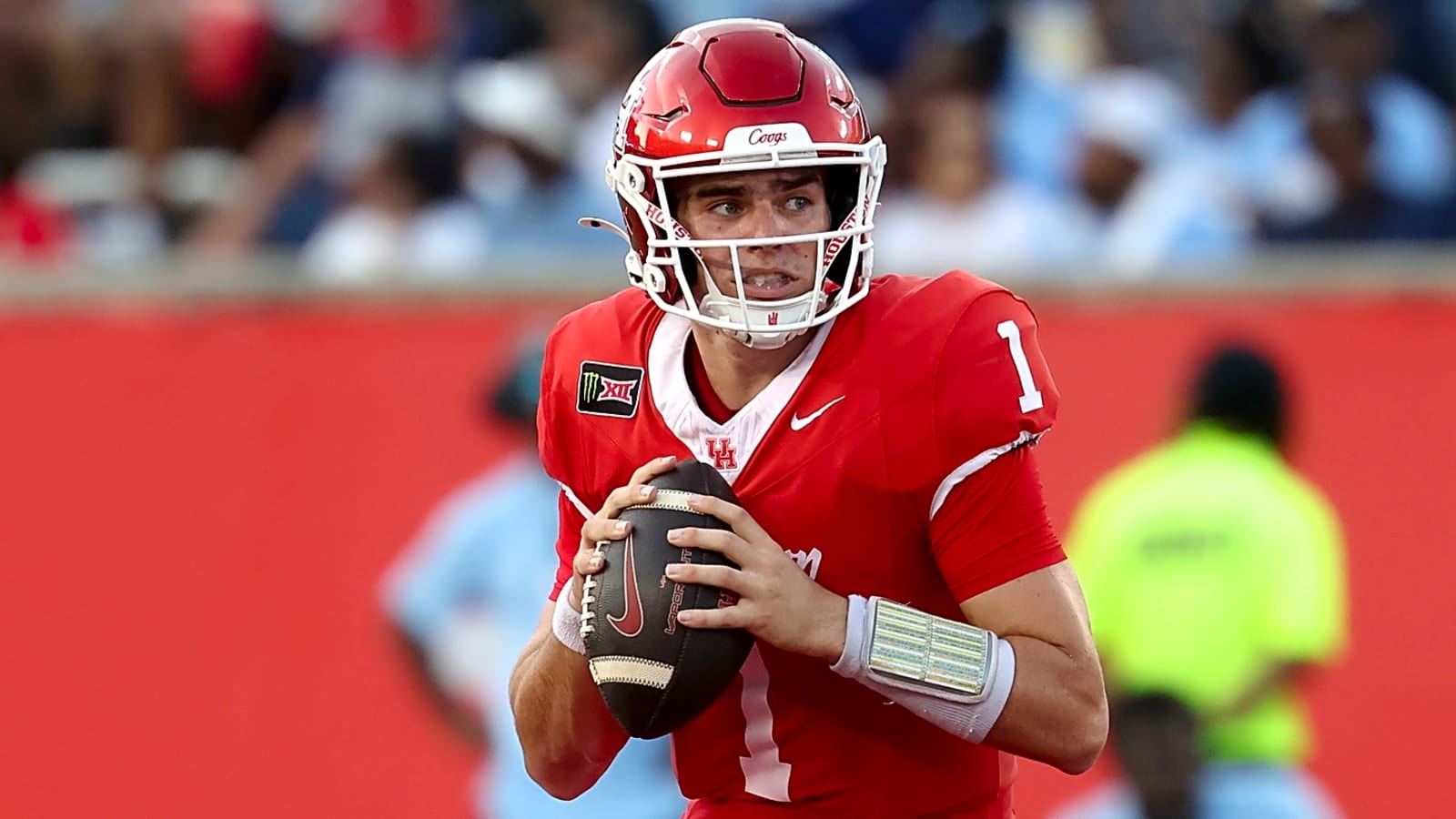 Football games today: What college games are on TV Friday, Sept. 18?
