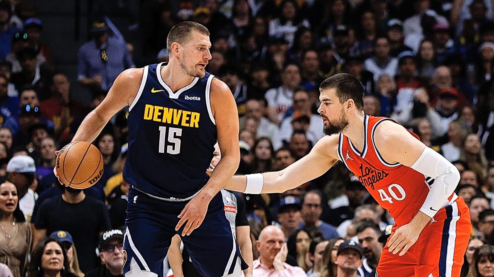 Nuggets make costly mistakes late in Game 2 loss vs. Clippers